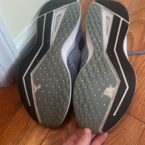 Used Nike Womens Blue Zoom Running Shoes Size 10 - Picture 4 of 6